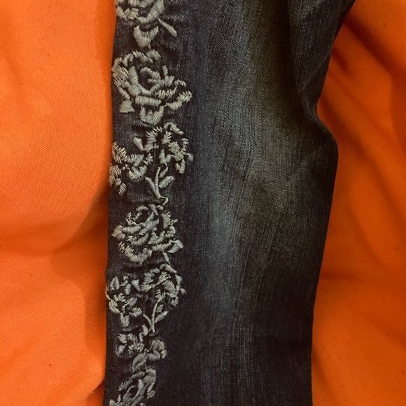 Ambercombie and fitch jeans - Picture 2 of 3